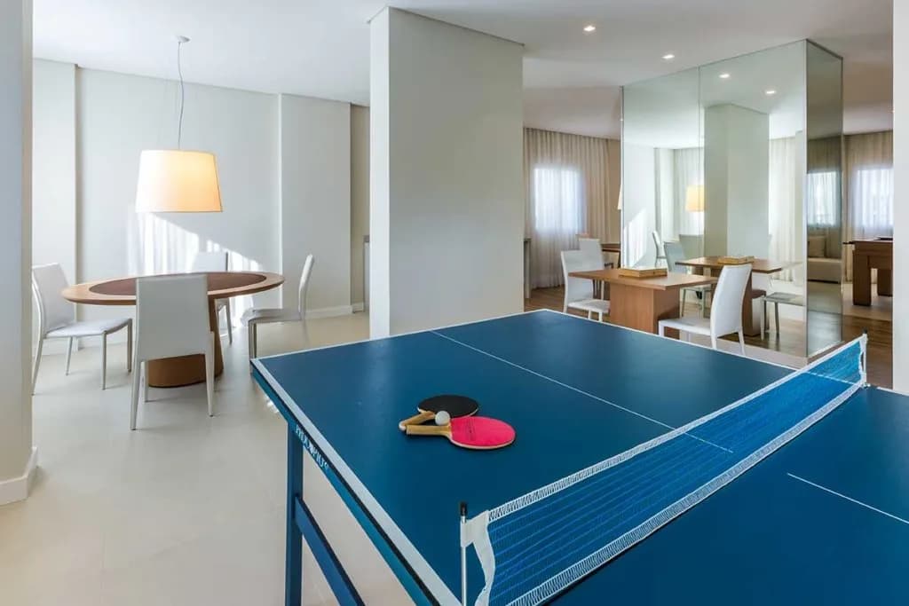 Perspectiva ilustrada do salão de jogos