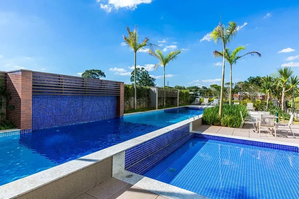 Perspectiva ilustrada da piscina adulto e infantil