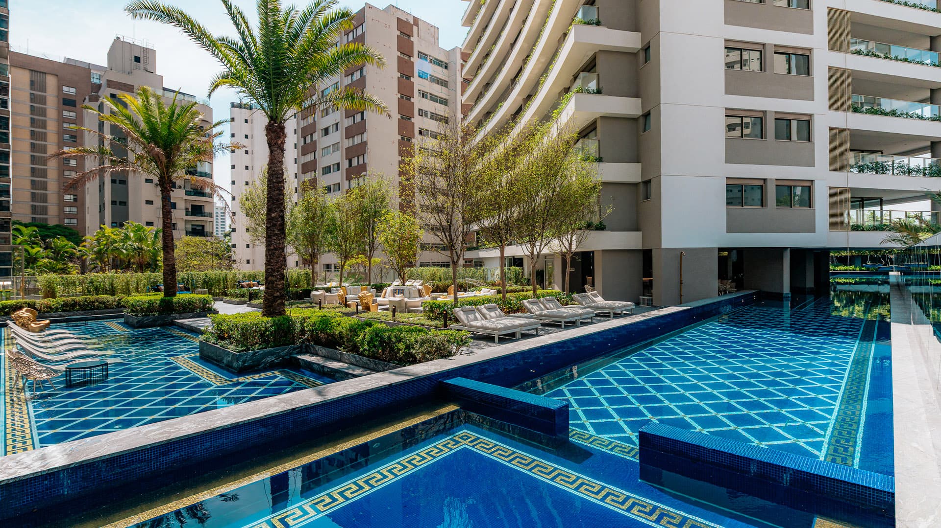 Foto da piscina descoberta (2)