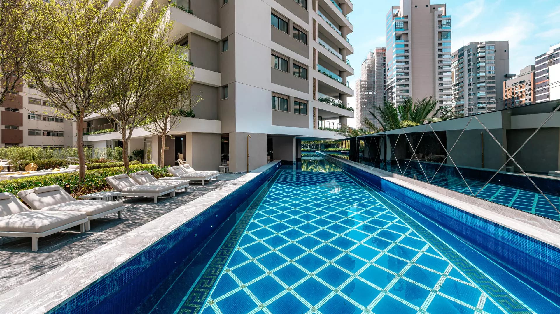 Foto da piscina descoberta