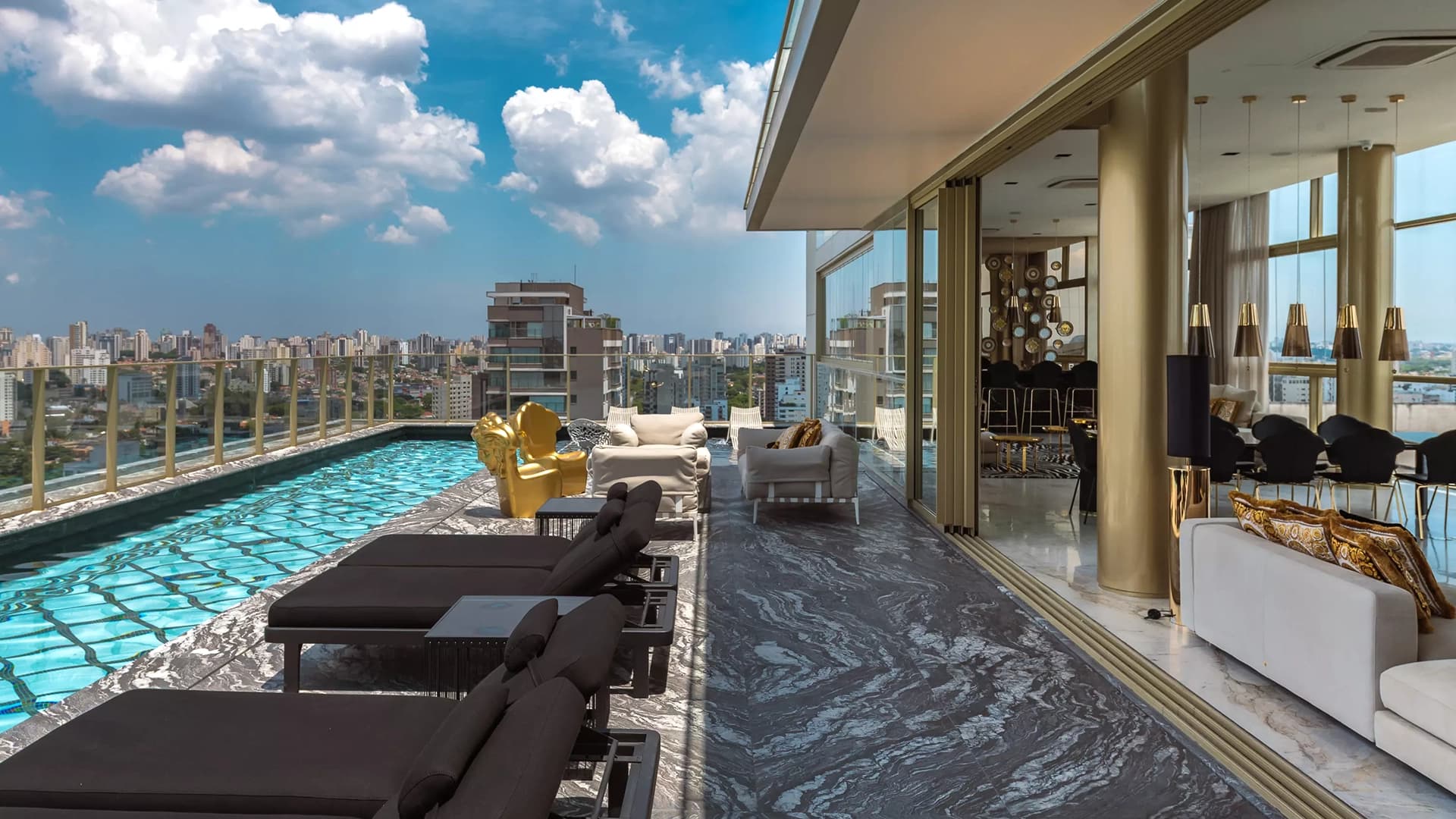 Foto do Lounge da Piscina do Rooftop