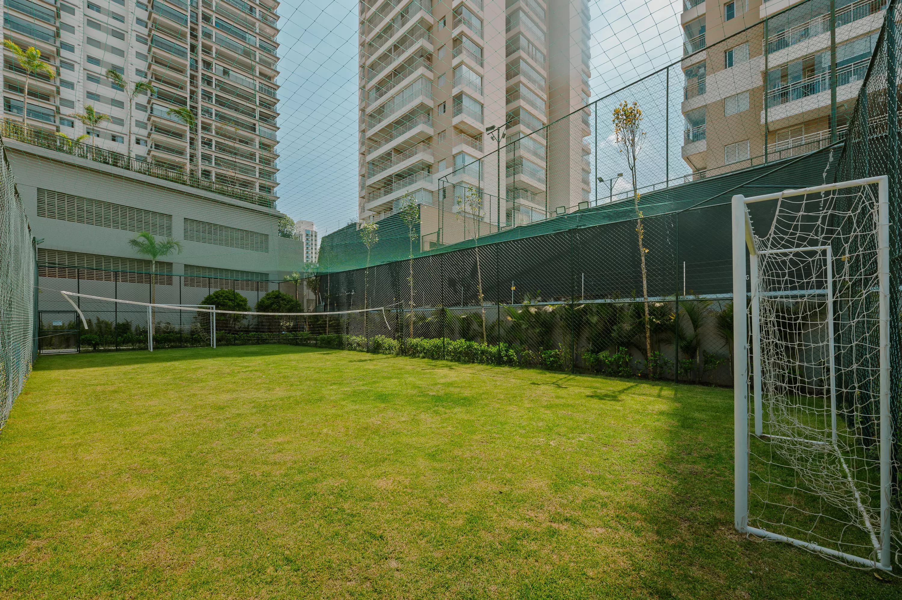 Foto da quadra gramada